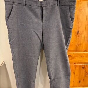 A New Day Women's Charcoal Cropped Pants - size 18
